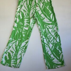 Lilly Pulitzer Green and White Leaf Print Apparel